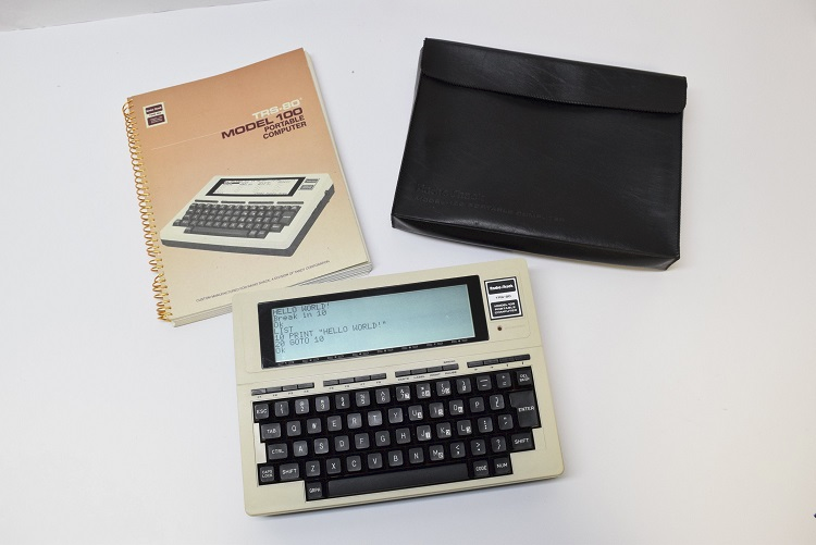 TRS-80 Modelo 100
