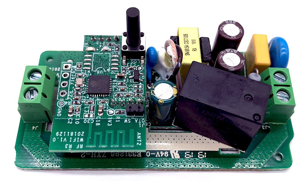 Sonoff Basic R3 lampada