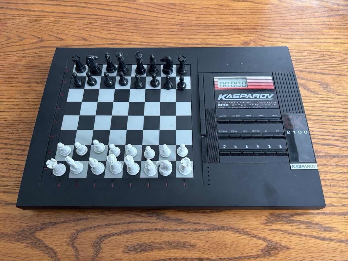 Kasparov Chess Computer - Tabuleiro de Xadrez Eletrônico Vintage